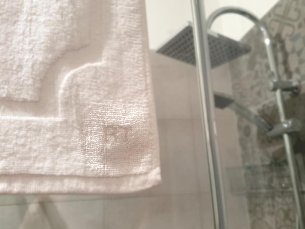 Residenza Tarzana Hotel Palermo Ngoại thất bức ảnh